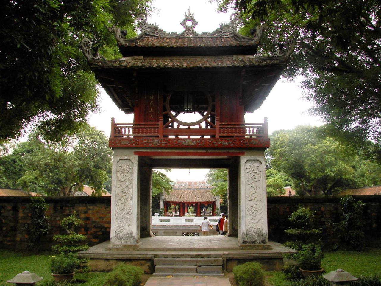 The Autumn Homestel Hanoi Esterno foto